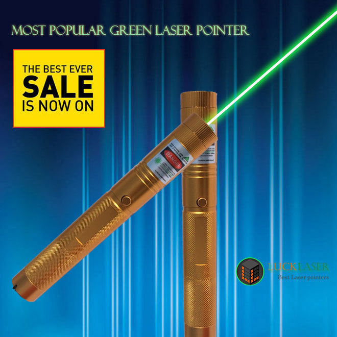 人気の製品 200mw 緑色 レーザーポインター 夜空に綺麗な光線 金色の殻 帯安全鍵 送料無料